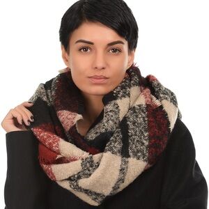 Warm scarf from Zara